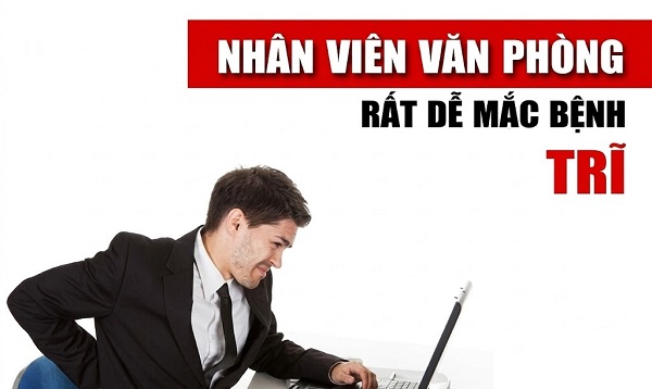 Cách ngồi nhiều không bị trĩ – Giải pháp cho người làm văn phòng 8 tiếng/ngày